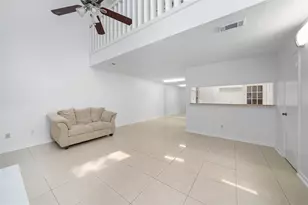 13742 Hollowgreen Dr, Houston, TX 77082 - Photo 13
