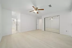 13742 Hollowgreen Dr, Houston, TX 77082 - Photo 9