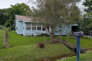 8013 Maxroy St, Houston, TX 77088 - Photo 13