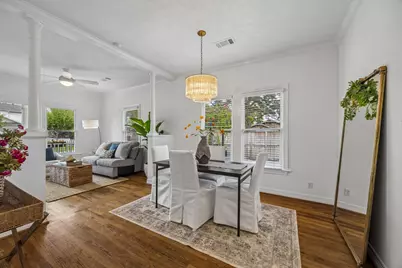 812 13th Street W, Houston, TX 77008 - Photo 11