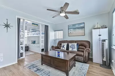 3917 3rd Street, Galveston, TX 77554 - Photo 15