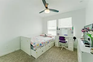 10213 Berkeley Spgs Trl, Houston, TX 77051 - Photo 9