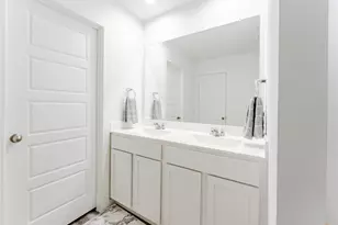 10213 Berkeley Spgs Trl, Houston, TX 77051 - Photo 17