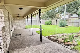 13935 St Marys Ln, Houston, TX 77079 - Photo 21