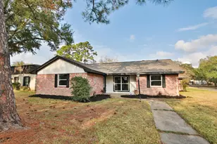 18111 Barbuda Ln, Houston, TX 77058 - Photo 33