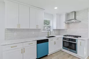 18111 Barbuda Ln, Houston, TX 77058 - Photo 21