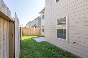 18634 Bell Ravine Dr, Katy, TX 77449 - Photo 3