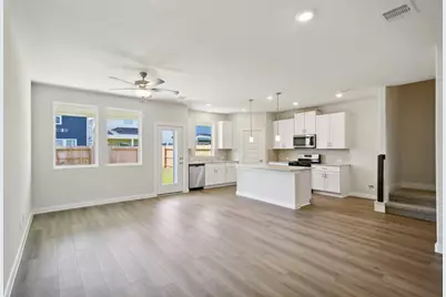 586 Avisa Drive, Kemah, TX 77565 - Photo 5