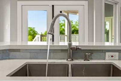 218 Debbie Lane, San Leon, TX 77539 - Photo 13