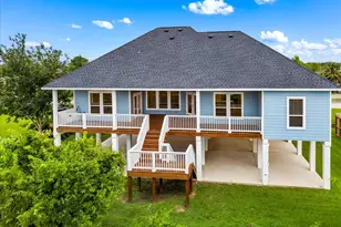 218 Debbie Ln, San Leon, TX 77539 - Photo 5