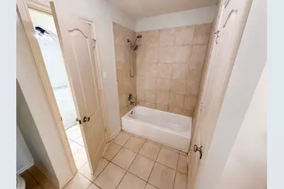 15822 Maple Shores Drive, Houston, TX 77044 - Photo 25