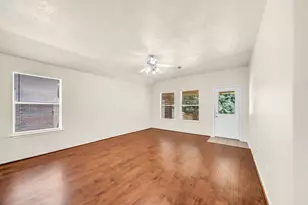 158 S Star Ridge Cir, The Woodlands, TX 77382 - Photo 11