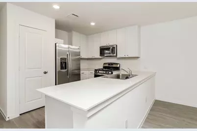 3222 Roslyn Grist, San Antonio, TX 78245 - Photo 7