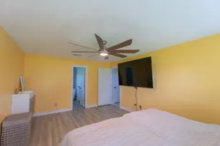 720 Winchester Trail, Angleton, TX 77515 - Photo 11