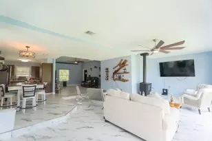 720 Winchester Trail, Angleton, TX 77515 - Photo 23