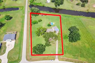 720 Winchester Trail, Angleton, TX 77515 - Photo 27