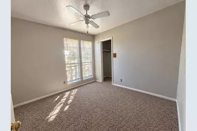 9623 Glenwood Forest Drive, Houston, TX 77078 - Photo 15
