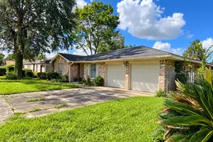 9623 Glenwood Forest Dr, Houston, TX 77078 - Photo 3