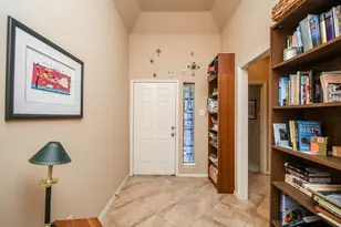 6022 Lynwood Banks Ln, Houston, TX 77092 - Photo 3