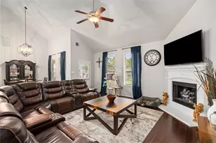 14104 N Crater Lake Ct, Conroe, TX 77384 - Photo 13