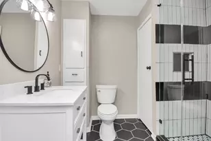 10550 Emnora Ln, Houston, TX 77043 - Photo 15