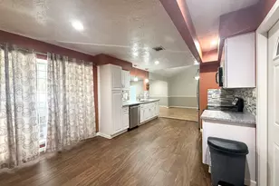 7315 Belle Park Dr, Houston, TX 77072 - Photo 7