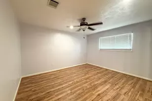 7315 Belle Park Dr, Houston, TX 77072 - Photo 17