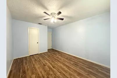7315 Belle Park Dr, Houston, TX 77072 - Photo 15