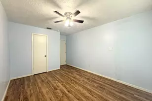 7315 Belle Park Dr, Houston, TX 77072 - Photo 15