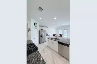 3410 Emerald Anchor Ln, Conroe, TX 77301 - Photo 13