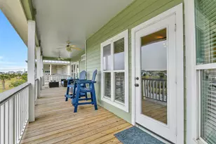 13602 Windlass Cir, Galveston, TX 77554 - Photo 17