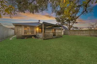 8106 Windy Acres Drive, Houston, TX 77040 - Photo 25