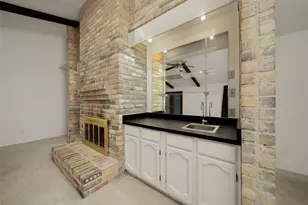 8106 Windy Acres Dr, Houston, TX 77040 - Photo 15