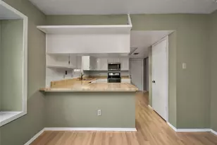 8106 Windy Acres Dr, Houston, TX 77040 - Photo 11