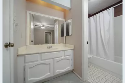 8106 Windy Acres Drive, Houston, TX 77040 - Photo 19