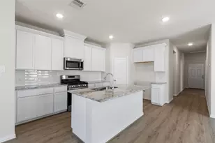 246 Brecon Buff Dr, Willis, TX 77318 - Photo 11