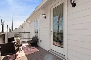 805 Bringhurst St, Houston, TX 77020 - Photo 19