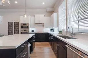 805 Bringhurst St, Houston, TX 77020 - Photo 15