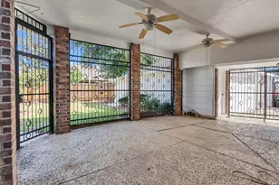 4414 Santee Dr, Baytown, TX 77521 - Photo 43