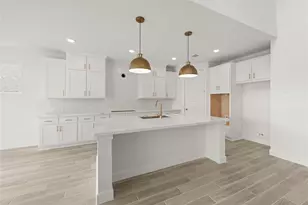 6427 Mahogany Br Trl, Manvel, TX 77578 - Photo 5