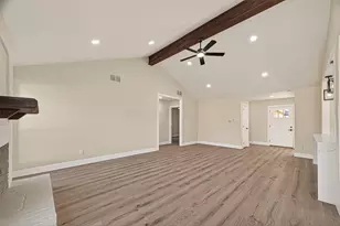 5718 Longforest Dr, Houston, TX 77088 - Photo 15