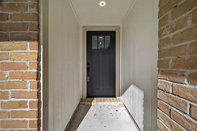 5718 Longforest Drive, Houston, TX 77088 - Photo 5