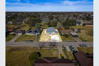 710 Hackberry Street, La Marque, TX 77568 - Photo 31