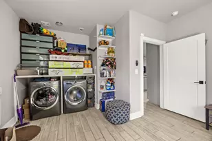 4425 Fuqua St, Houston, TX 77048 - Photo 9