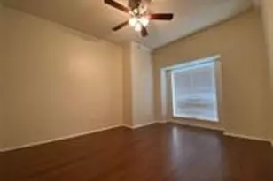 921 Marine Dr, Galveston, TX 77550 - Photo 9