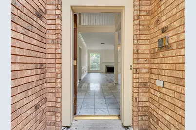 1127 Gloria Court, Sugar Land, TX 77478 - Photo 13