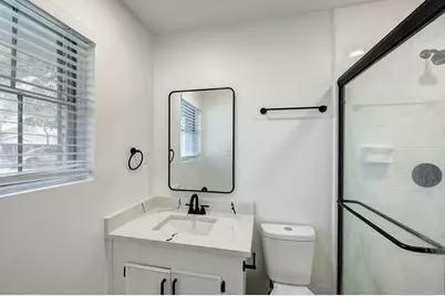 1934 Woodvine Drive, Houston, TX 77055 - Photo 13