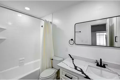 1934 Woodvine Drive, Houston, TX 77055 - Photo 7