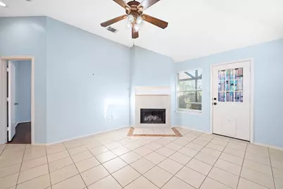 11018 Warath Oak Court, Houston, TX 77065 - Photo 15