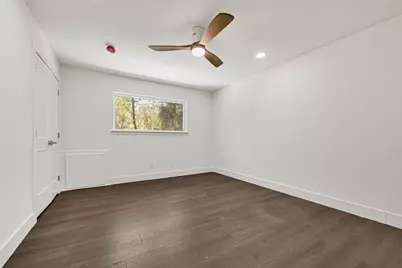 16109 Sugar Falls Drive, Conroe, TX 77303 - Photo 13